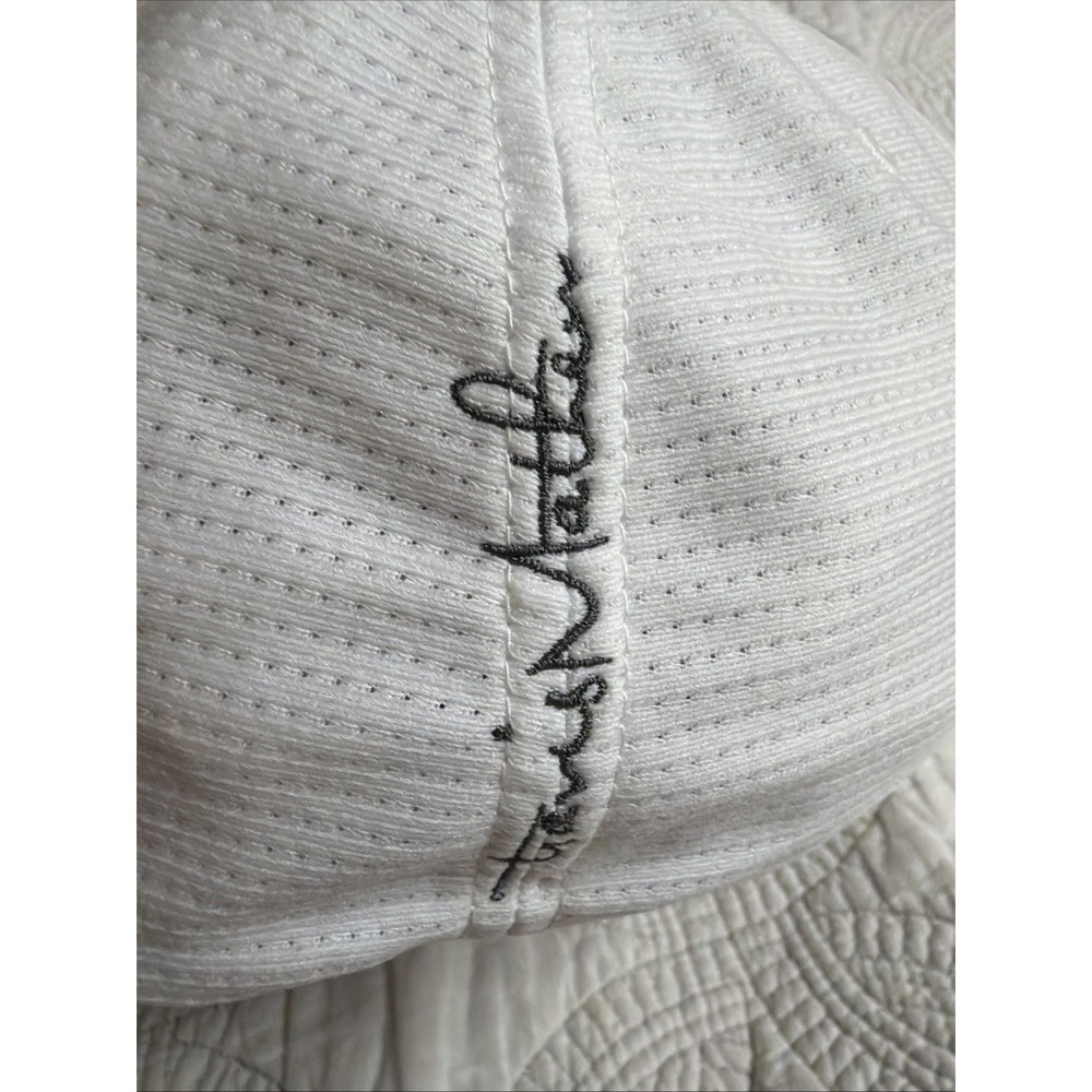 Travis Mathew Flex Fit White  Golf Hat Cap, Size L-XL EUC - Picture 3 of 6